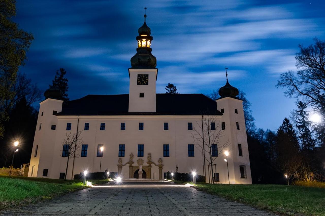 Hotel Zámek Třešť Exterior foto